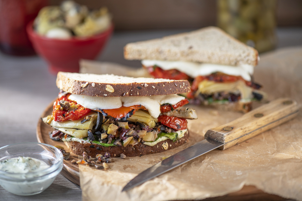 Marinated Roasted Red & Yellow Bell Pepper Melt